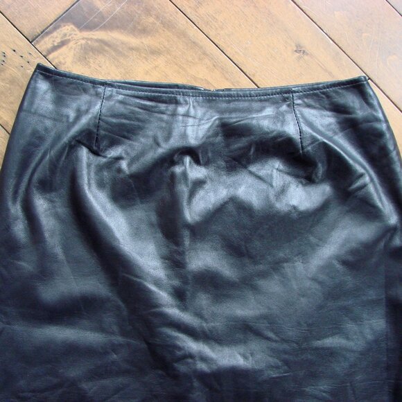 Danier Black Leather Skirt Straight Pencil Office Size 10 - Picture 4 of 15